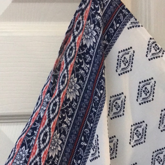 Maurice’s “Handkerchief” Flowy Tank Small - Picture 3 of 6